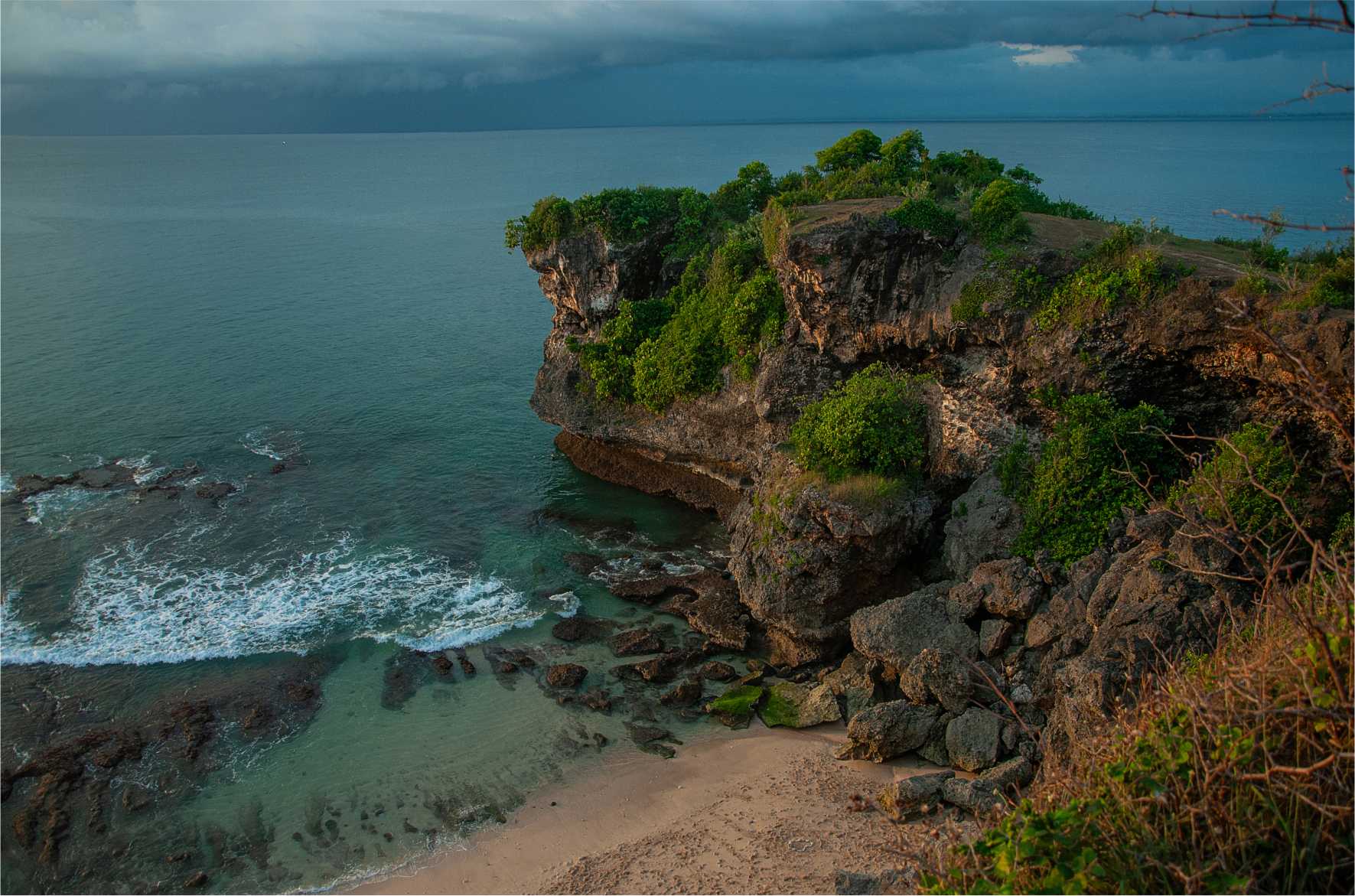 INDONESIAN IDYLL: THE PULSE OF BALANGAN BEACH